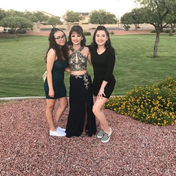 Meet your Posher, Tia - Picture 1 of 1